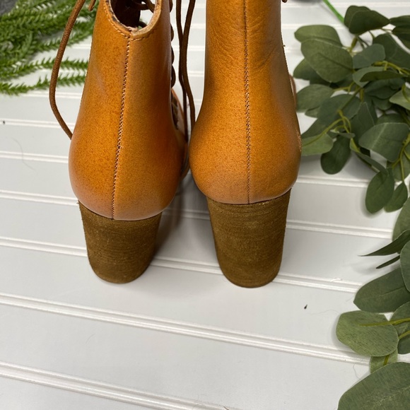 Jeffrey Campbell x FP Palermo Heel - Picture 4 of 4